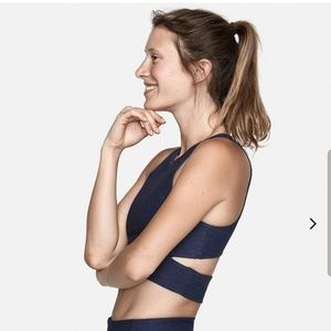 Outdoor Voices Slashback Crop Top